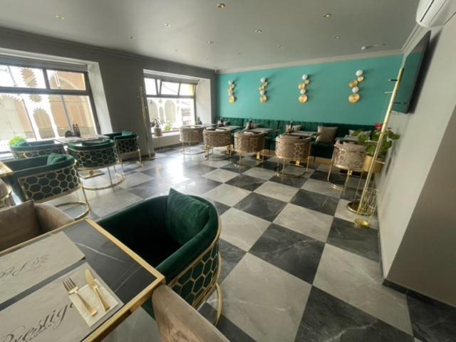 Karlsbad Prestige Apartment Екстериор снимка